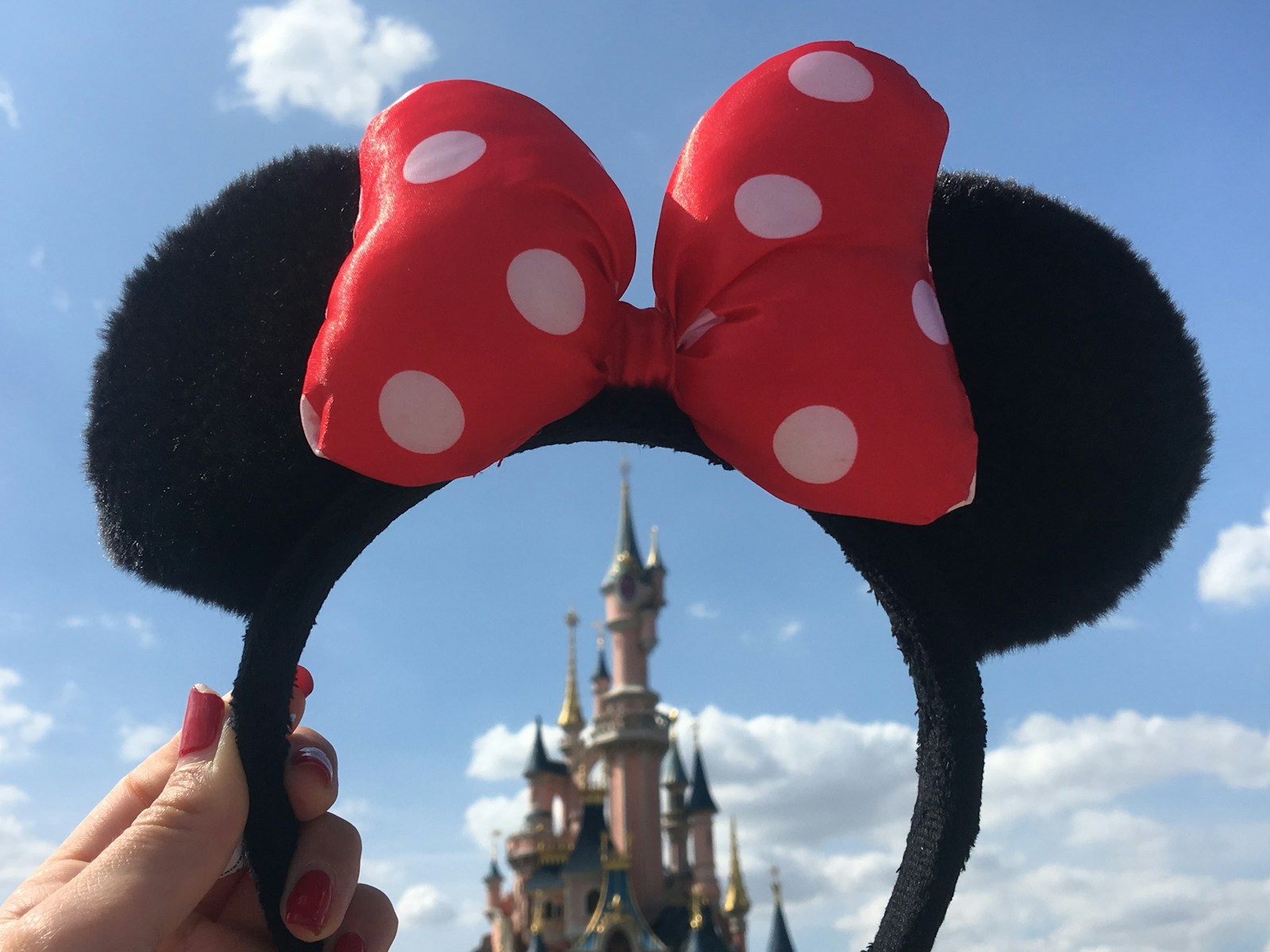 Familienurlaub in Disneyland Paris: Der ultimative Guide für entspannte Magie mit Kindern
